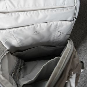 Urth 24L camera module backpack